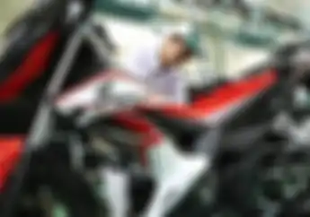 Shroud Lebih Tajam dan Mudah Dibuka, Honda Sonic 150R Terbaru Siap Hadang Suzuki Satria F150