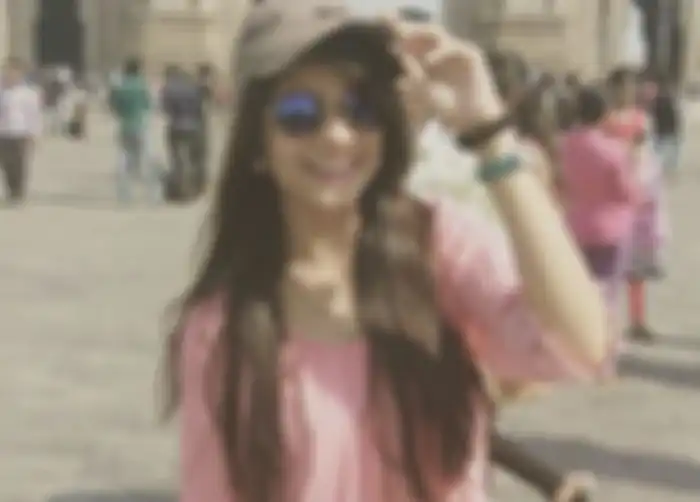 Artis cantik India, Preksha Mehta tewas bunuh diri akibat depresi virus corona.