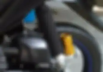 Maksudnya Apa... Sokbreker Kok Dikasih Sarung? Ternyata Ini Dia Fungsinya