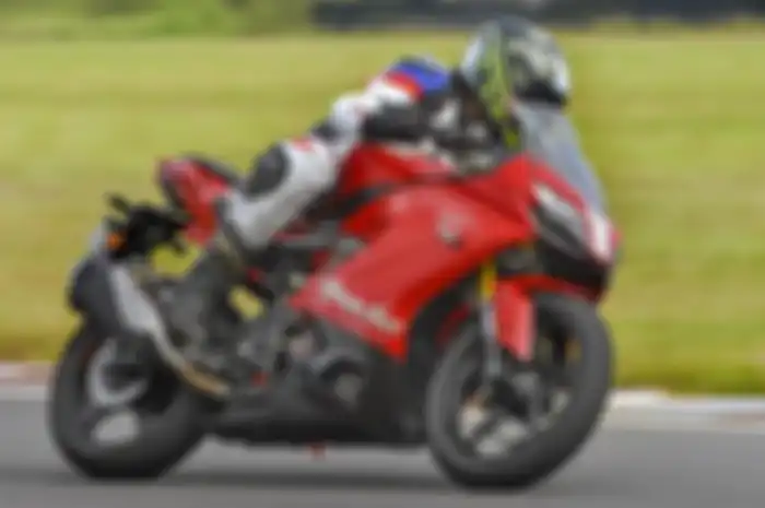 TVS Apache 310RR dijual cuma Rp 49 juta