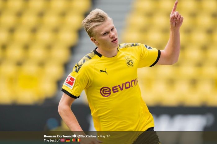 Penyerang Borussia Dortmund, Erling Haaland, melakukan selebrasi.