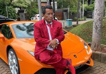 'Abang Dewa Penolong', Hotman Paris Salting Saat Didatangi Emak-emak yang Nangis Bisa Ketemu Dirinya dan Jadi Penggemarnya: Jangan-jangan Ibu Benaran Suka Ama Gue