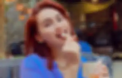 Pantas Saja Cucunya Bisa Taklukhkan Hati Pria India, Ternyata Kecantikan Ayu Ting Ting Diwarisi dari Sang Nenek yang Awet Muda dan Punya Tampilan Bak Anak Millenial