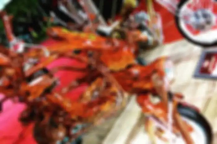 Vespa Kayu alias Veyu saat ikut kontes modifikasi