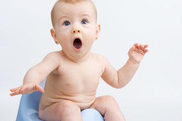 Mikroplastik lebih banyak ditemukan di kotoran bayi daripada orang dewasa. Temuan ini menghubungkan kesehatan dengan plastik di sekitar kita.