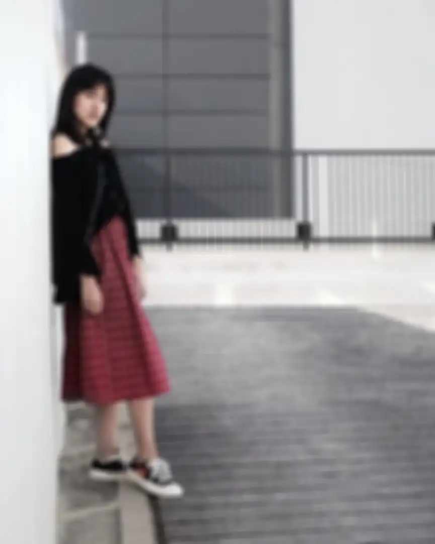 Padu padan off shoulder ala Ify Alyssa