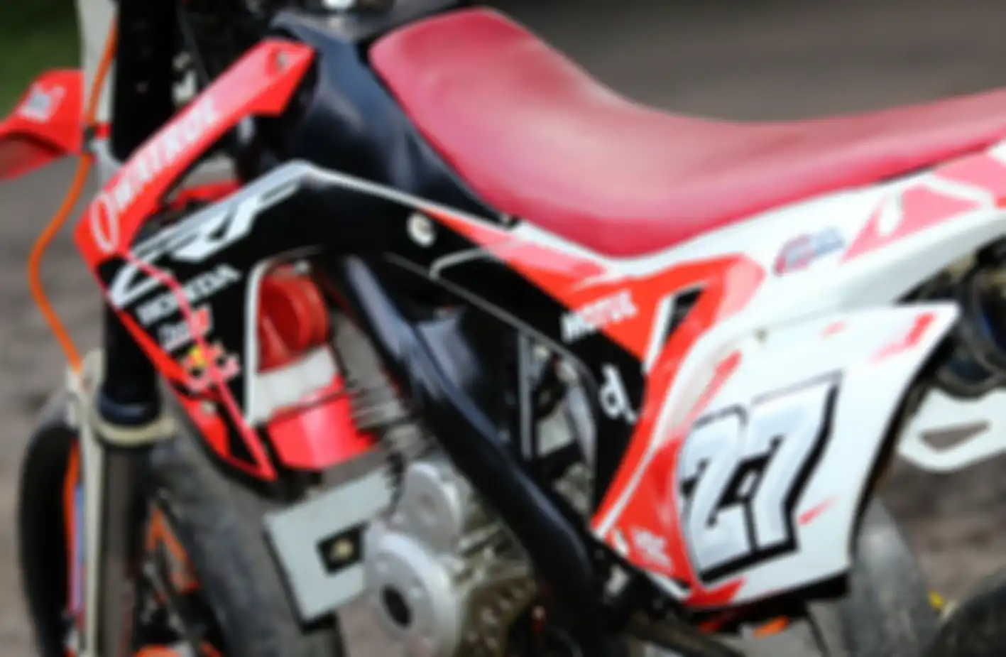 Kawasaki KLX 150 Dimodif Bergaya Supermoto