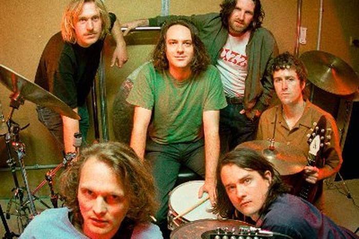King Gizzard & the Lizard Wizard akan merilis 3 album barunya sekaligus bulan depan!