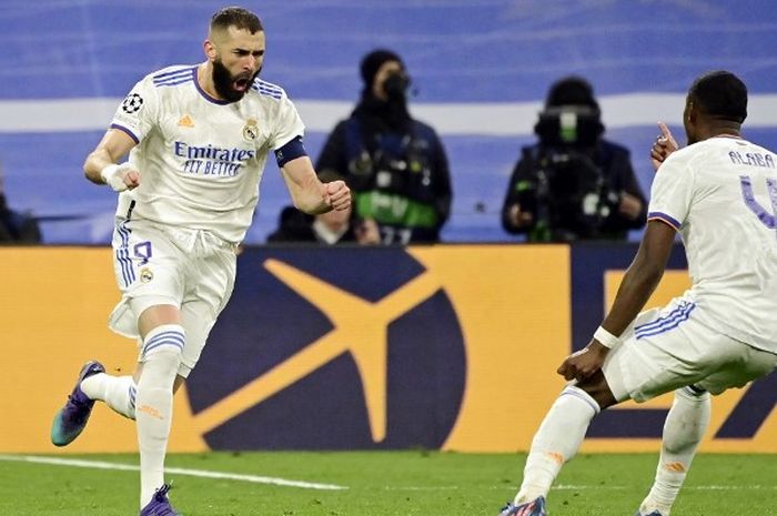 Karim Benzema membuat Paris Saint-Germain tidak berdaya dan membawa Real Madrid lolos ke babak perempat final berkat comeback manis.