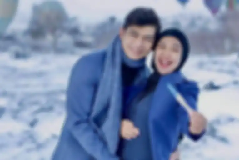 Ria Ricis saat hamil anak pertama dengan Teuku Ryan.