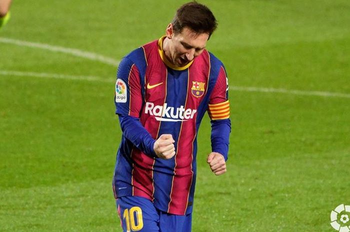 Aksi megabintang Barcelona, Lionel Messi, saat melawan Levante pada Minggu (13/12/2020).