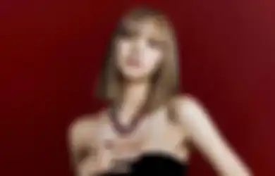 Cerita Lisa BLACKPINK Alami Hal Mistis Hingga Ketindihan Sosok Cowok!