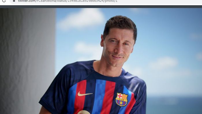 Penyerang anyar Barcelona, Robert Lewandowski