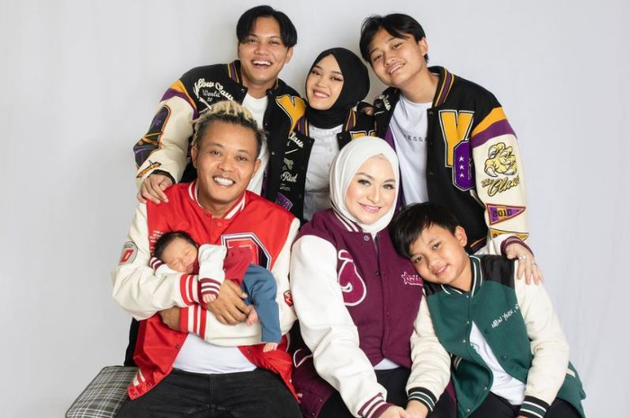 Sule terkejut saat tengok Nathalie Holscher yang cekatan mengurus buah hati pertama mereka.