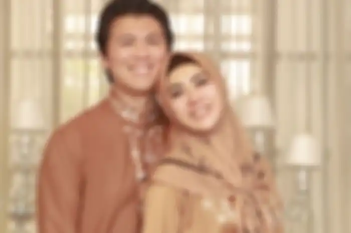 Pasangan Reino Barack dan Syahrini.