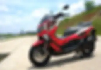 Yamaha NMAX 2016 Modifikasinya Ambil Konsep Dari Helm Crosser!