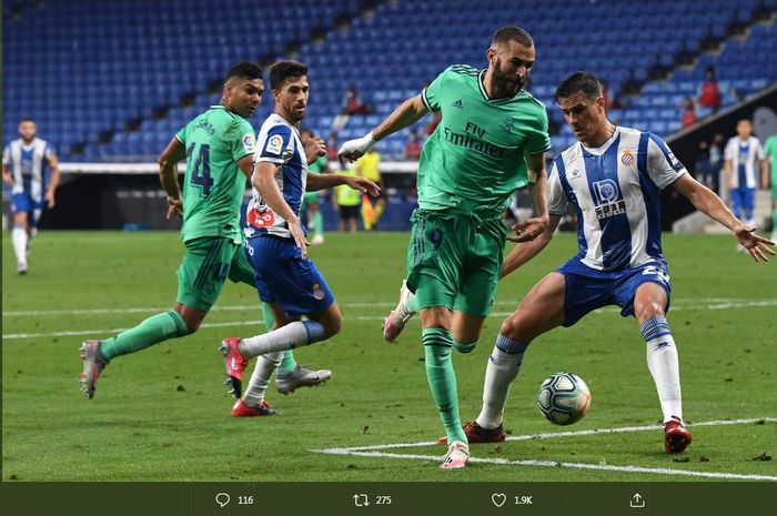 Karim Benzema mencetak assist brilian yang menghasilkan gol kemenangan Real Madrid atas Espanyol pada lanjutan Liga Spanyol di RCDE Stadium, 28 Juni 2020.