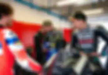 Begini Alasan Valentino Rossi Latihan Sama Murid, Motornya Beda