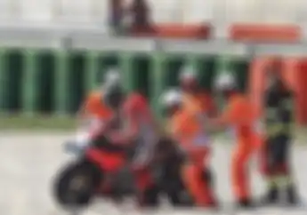 Serem, Jorge Lorenzo Langsung Terpental Keras dan Terseret di Awal Balap MotoGP Aragon