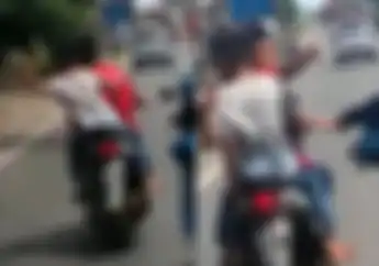 Viral, Video 2 Bocah Pengguna BeAT yang Diduga Begal Ini Akhirnya Dibawa ke Kantor Polisi