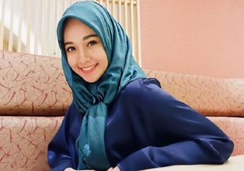 Curahan Hati Poppy Bunga Saat Mengandung Anak Keduanya, Sweet!