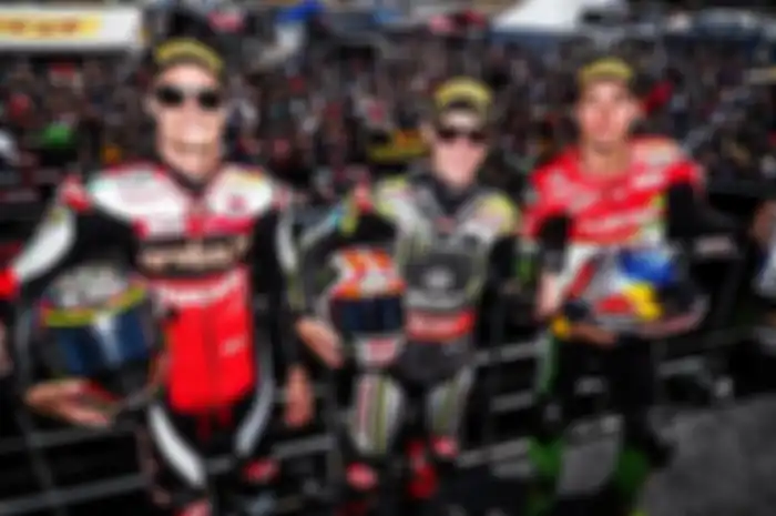Podium race 1 WSBK Amerika Serikat, Jonathan Rea jadi juaranya (tengah) diikuti Chaz Davies (kiri) dan Toprak Razgatlioglu (kanan)