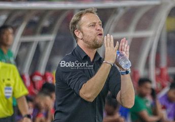 Tim Liga 1 Butuh Pelatih Top? Eks Juru Taktik Timnas Thailand Berminat Latih Klub