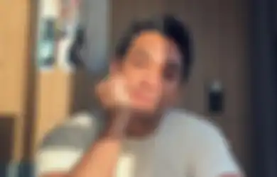 Cara Afgansyah Reza Atasi Masalah Kulit Kemerahan dan Sensitifnya