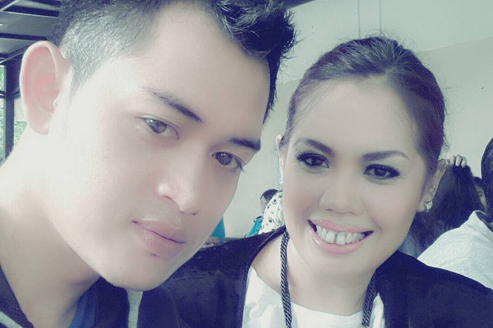 Elly Sugigi saat masih dengan Ferry Anggara