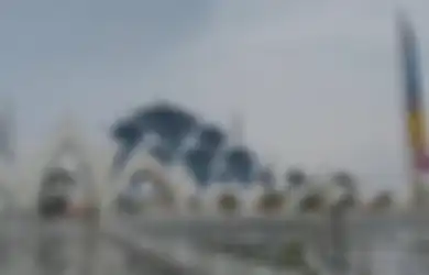 Jatuh dari Lantai 2 Masjid Al Jabbar, Bocah 4 Tahun Ini Langsung Dilarikan ke Rumah Sakit, Kepala Satpol PP: Balkon Itu Memang Bukan untuk Umum