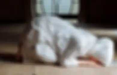 Benarkah Harus Menunggu Jumatan Pria Selesai di Masjid? Simak Penjelasan Soal Waktu yang Tepat untuk Shalat Dzuhur Bagi Wanita