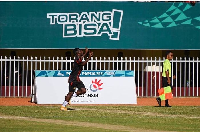 Pemain tim sepak bola Papua, Ricky Ricardo