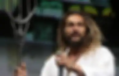 Mobil Jason Momoa Kecelakaan Gara-Gara Ada Motor Lawan Arah, Nggak Ada Cedera Serius