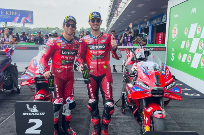 Dua pembalap Ducati Lenovo, Francesco Bagnaia dan Enea Bastianini sukses menghuni start terdepan 1-2 pada starting grid MotoGP Thailand 2024 setelah sesi kualifikasi, Sabtu (26/10/2024).