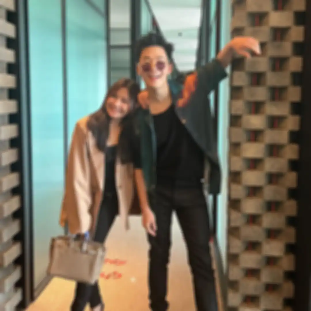 Prilly Latuconsina dan Henry Lau