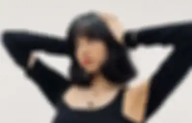 Harga Miliaran, Lisa BLACKPINK Bikin Geger Pakai Kalung Mewah Bvlgari