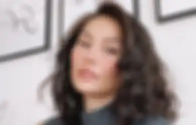Awal PDKT, Agnez Mo Lagi Patah Hati Saat Itu Deddy Corbuzier Datang!