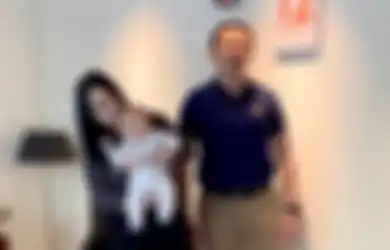 Mendadak Gulingkan Badannya Hingga Bisa Tengkurap Sendiri, Polah Tingkah Anak Ahok yang Masih Berusia 3 Bulan Tuai Decak Kagum, Warganet Sampai Terheran-heran