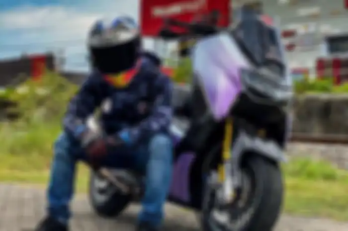 Peserta customaxi