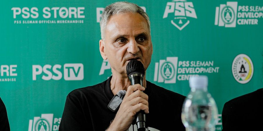 Liga 1 - Misi Istimewa Pelatih PSS Sleman untuk Suporter di Kandang