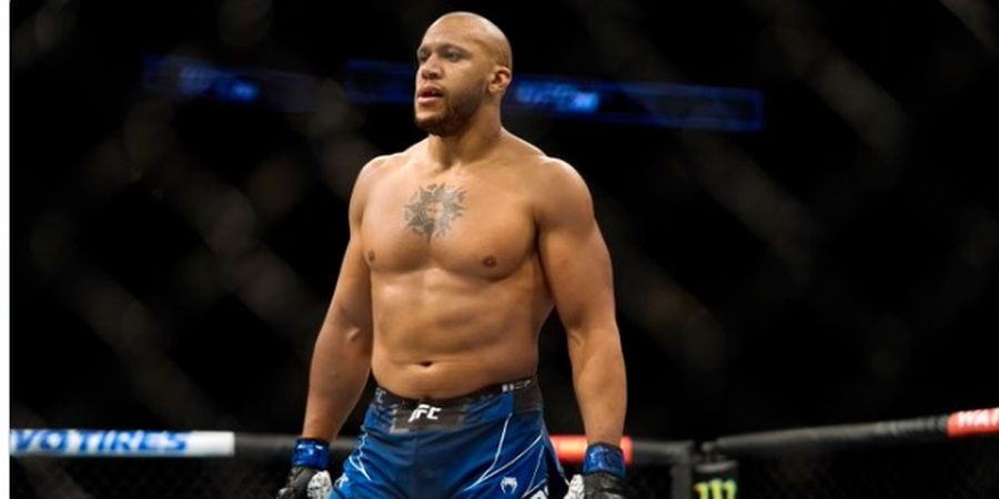 Profil Ciryl Gane -  Jagoan Kelas Berat UFC yang Lahir dari Keluarga Pesepak Bola