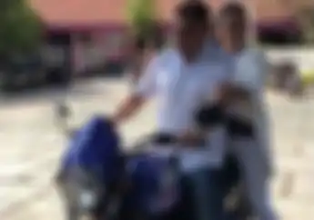 Ikut Mencoblos, Krisdayanti dan Raul Lemos Datangi TPS Naik Motor, Sayang Gak Pakai Helm