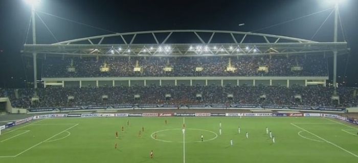 Suasana laga Vietnam kontra Indonesia pada semifinal kedua Piala AFF 2016 di Stadion My Dinh, Hanoi,