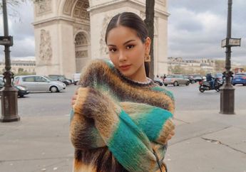 Sontek 7 Gaya seleb Muda Cewek Ini Saat Pakai Sweater. Stylish Dipakai Saat Musim Hujan!