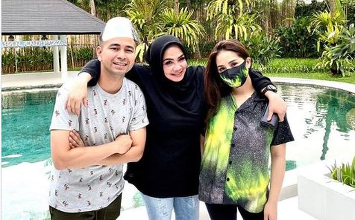 Berani Pecicilan Hingga Pecahkan Guci Miliaran Rupiah Milik Rieta Amilia, Raffi Ahmad Langsung Kicep dan Mengkeret Bak Kerupuk Lawas Saat Diminta Tanggung Jawab: Mah, Maafin Yah...