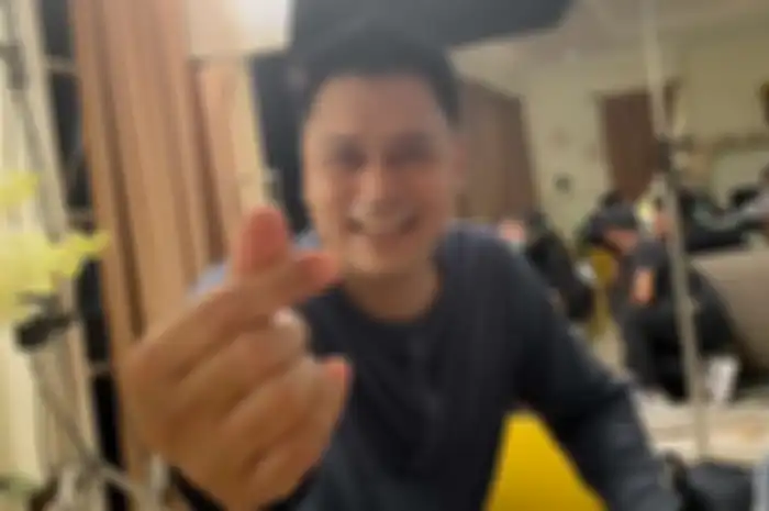 Seminggu sebelum meninggal dunia, Iqbal Pakula mengunggah potret terakhirnya yang hingga kini dibanjiri ungkapan bela sungkawa dan doa untuk almarhum.