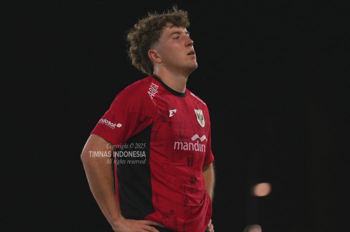 Penyerang Timnas Indonesia, Ole Romeny, saat menjalani latihan perdana bersama skuad Garuda di Arab Saudi jelang Kualifikasi Piala Dunia 2026, Jumat (3/10/2025).