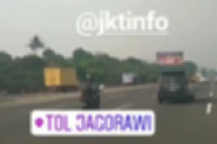 Pemotor mudik masuk tol