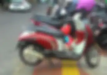 Jangan Parkir di Atas Garis Kuning di Trotoar, Pahami Fungsi Vitalnya