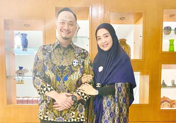 Hidup Sederhana Tinggalkan Dunia Hiburan Padahal Hampir Dipinang Bangsawan Malaysia, Begini Kabar Artis Cantik yang Jadi Istri Wakil Bupati Lampung Selatan ini Sekarang!